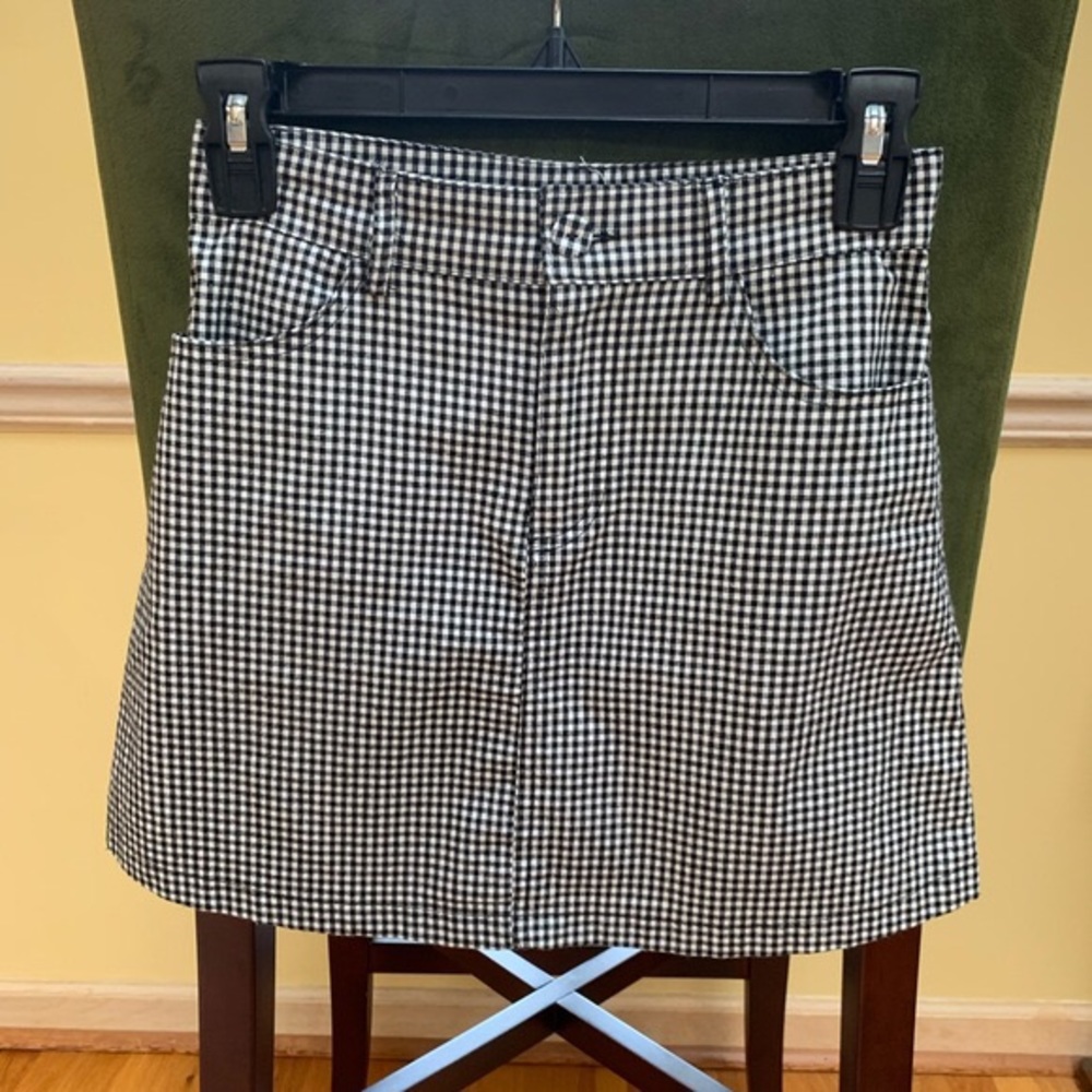brandy melville skirt